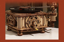 Load image into Gallery viewer, Black Gum Gramophone LKB01