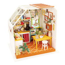 Load image into Gallery viewer, Jason's Kitchen Miniature Dollhouse Kit DG105